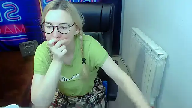 kerakiss877 online show from February 2025 08:53:02 PM