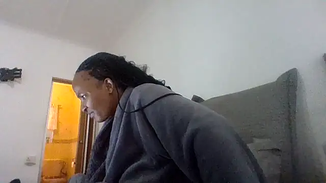 BabeAssXX online show from October 2025 08:04:01 AM