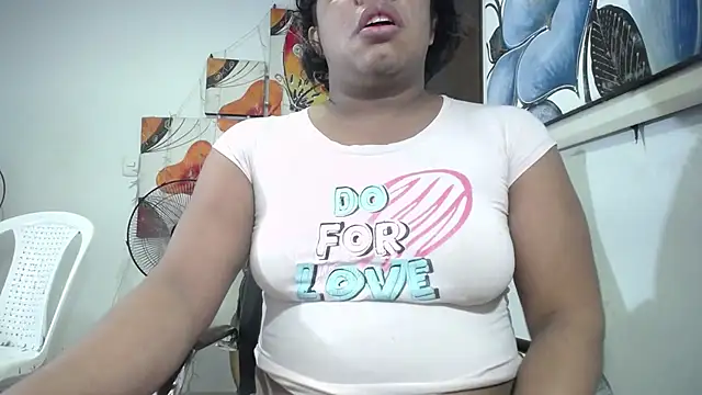 Snapshot of tsbigcock10incock chatting on December 2025 07:36:01 AM tsbigcock10incock online show from December 2025 07:36:01 AM