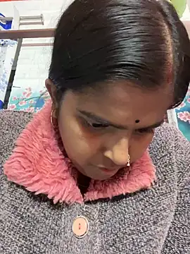 Beauty-queen online show from February 2025 10:59:02 AM