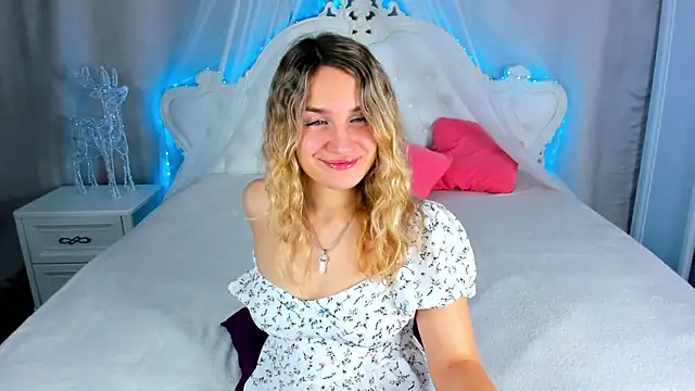 Milka Blond online show from December 2025 11:34:02 PM