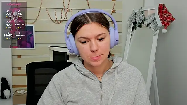 Josephine Kiss online show from January 2025 12:12:02 PM