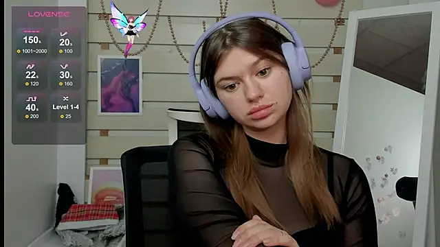 Josephine Kiss online show from March 2025 10:52:02 AM