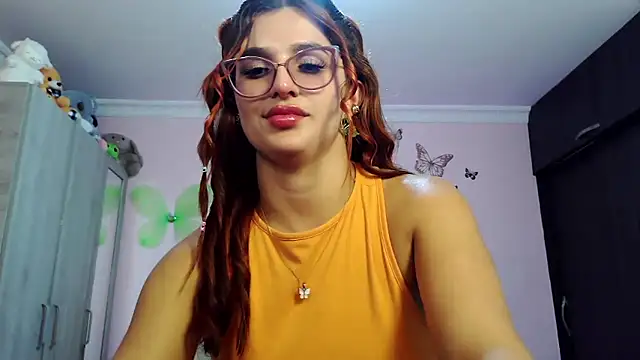 caroline jonson online show from November 2025 09:21:02 PM