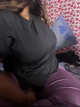 Snapshot of Ritu-Babe chatting on October 2025 09:50:02 AM Ritu-Babe online show from October 2025 09:50:02 AM