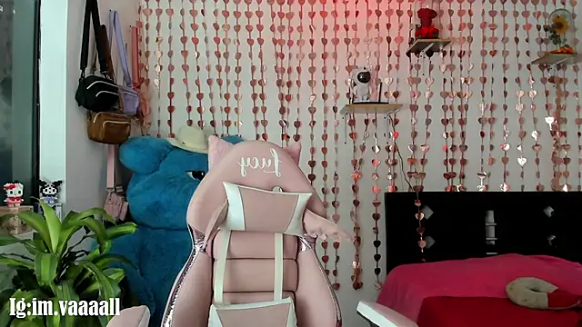 Snapshot of lucyy_tay chatting on October 2025 02:31:02 AM lucyy tay online show from October 2025 02:31:02 AM