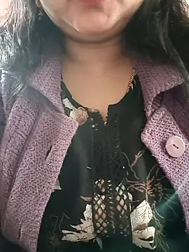 Snapshot of cuteyqueen chatting on January 2025 05:15:02 AM cuteyqueen online show from January 2025 05:15:02 AM