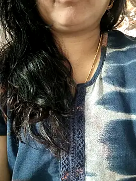 Snapshot of cuteyqueen chatting on January 2025 07:36:01 AM cuteyqueen online show from January 2025 07:36:01 AM