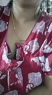 Snapshot of cuteyqueen chatting on March 2025 01:26:01 AM cuteyqueen online show from March 2025 01:26:01 AM