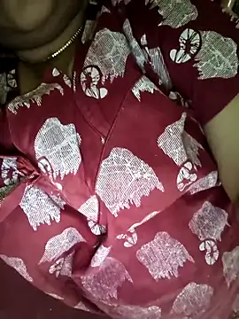 Snapshot of cuteyqueen chatting on March 2025 11:53:02 AM cuteyqueen online show from March 2025 11:53:02 AM