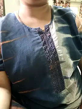 Snapshot of cuteyqueen chatting on March 2025 09:16:02 AM cuteyqueen online show from March 2025 09:16:02 AM