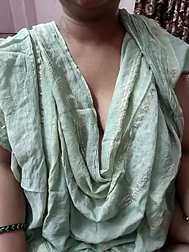 Snapshot of cuteyqueen chatting on September 2025 09:11:02 AM cuteyqueen online show from September 2025 09:11:02 AM