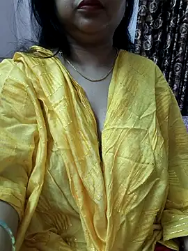 Snapshot of cuteyqueen chatting on October 2025 10:23:02 AM cuteyqueen online show from October 2025 10:23:02 AM