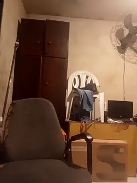 Claudiop2061 online show from September 2025 05:40:02 PM