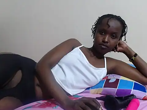 Snapshot of pretty_shee22 chatting on October 2025 07:18:01 AM pretty shee22 online show from October 2025 07:18:01 AM