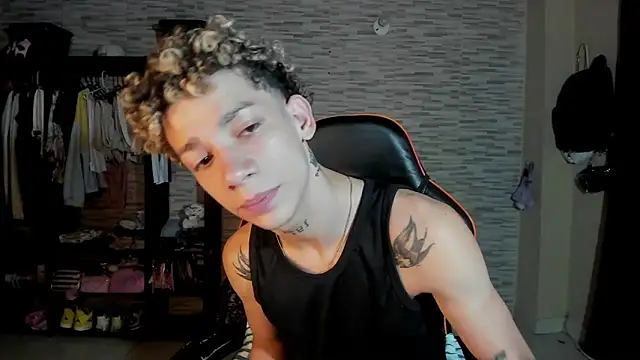 mateodeamjo online show from September 2025 09:11:01 AM