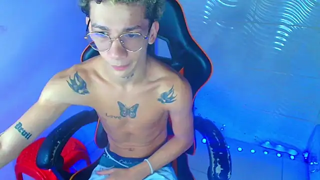 mateodeamjo online show from December 2025 10:53:01 AM