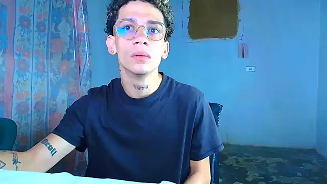 Snapshot of mateodeamjo chatting on February 2026 01:16:02 PM mateodeamjo online show from February 2026 01:16:02 PM