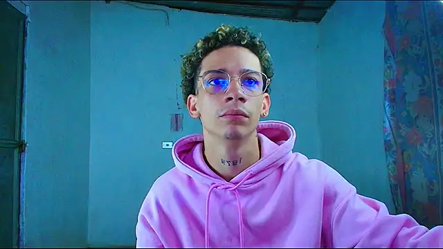 Snapshot of mateodeamjo chatting on February 2026 12:19:01 PM mateodeamjo online show from February 2026 12:19:01 PM