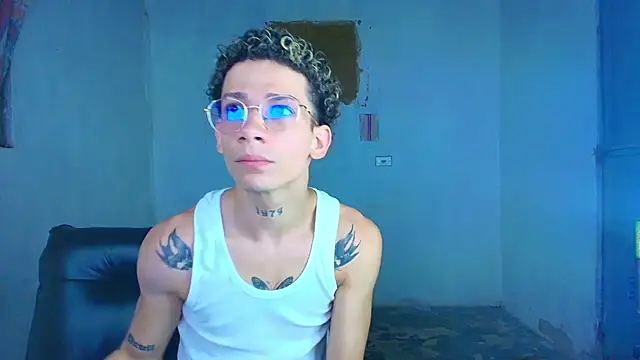 Snapshot of mateodeamjo chatting on February 2026 12:23:01 AM mateodeamjo online show from February 2026 12:23:01 AM