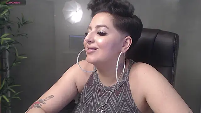 BustyAllyy online show from December 2024 01:34:01 AM