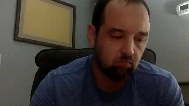 Snapshot of Kink_Master_Daddy chatting on July 2026 05:17:01 AM Kink Master Daddy online show from July 2026 05:17:01 AM