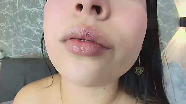 mia roux13 online show from February 2025 10:06:02 PM