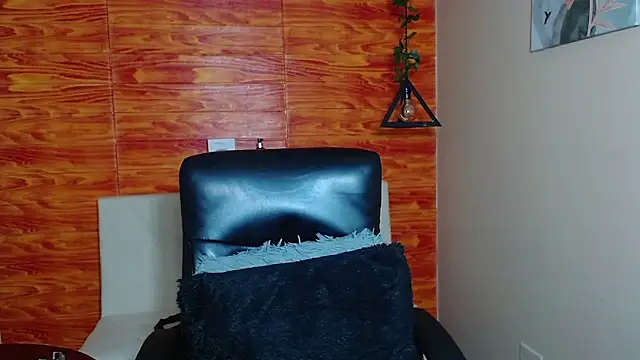 Bastiaan 28 online show from February 2025 07:09:02 AM