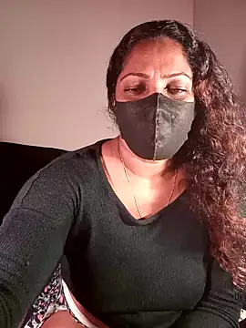 Snapshot of Kim_kardashia1 chatting on December 2024 12:59:02 PM Kim kardashia1 online show from December 2024 12:59:02 PM