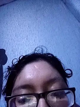 Snapshot of ladygmusic chatting on October 2025 09:42:02 PM ladygmusic online show from October 2025 09:42:02 PM