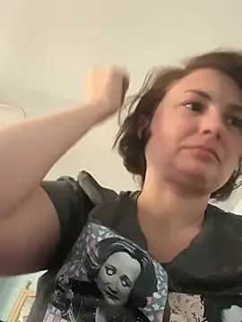 MilfyMrsRobinson online show from January 2026 01:37:02 PM