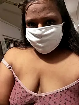 Snapshot of Love_Jenny chatting on October 2025 04:27:01 AM Love Jenny online show from October 2025 04:27:01 AM