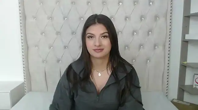 Abril Squirt online show from March 2025 08:20:02 AM