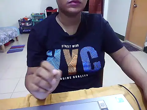 JustinaIra online show from October 2025 07:23:02 PM
