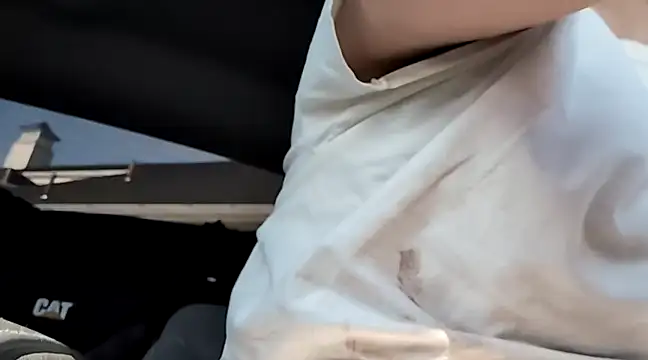 jwiththethickone413 online show from March 2025 04:20:01 PM