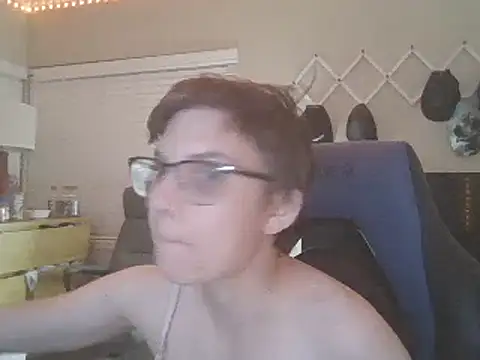 KaliSnow199623 online show from December 2024 04:14:01 AM