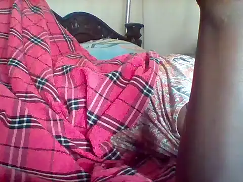 Snapshot of missarpie chatting on October 2025 01:17:01 AM missarpie online show from October 2025 01:17:01 AM