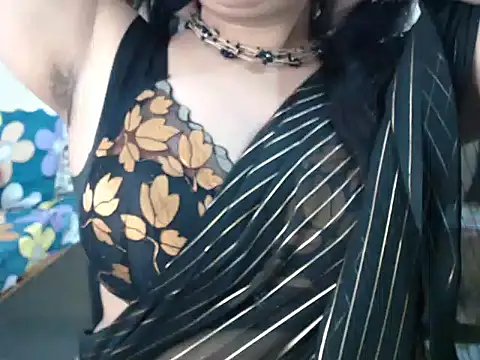 Snapshot of Inviting_Aanya chatting on February 2025 05:30:01 AM Inviting Aanya online show from February 2025 05:30:01 AM