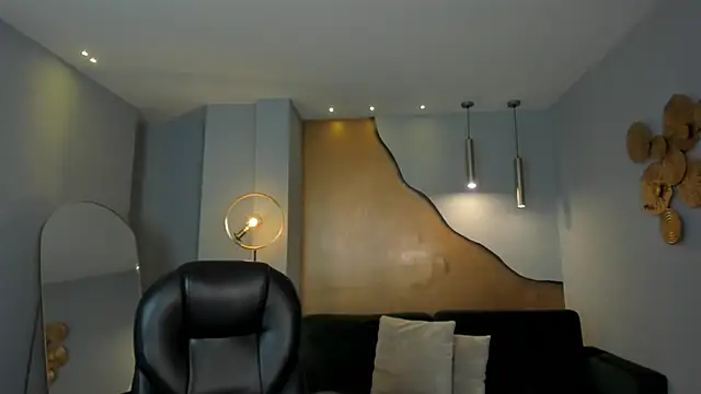 AliceHarper  online show from October 2025 07:14:02 PM