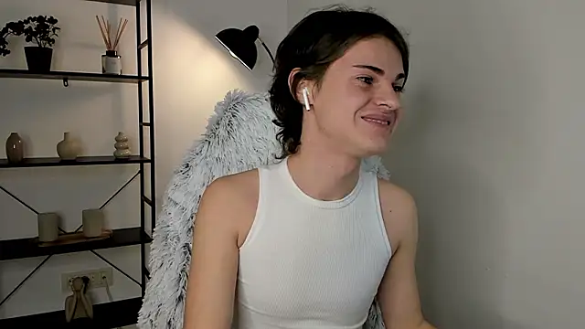 little femb0y online show from February 2026 08:03:02 PM