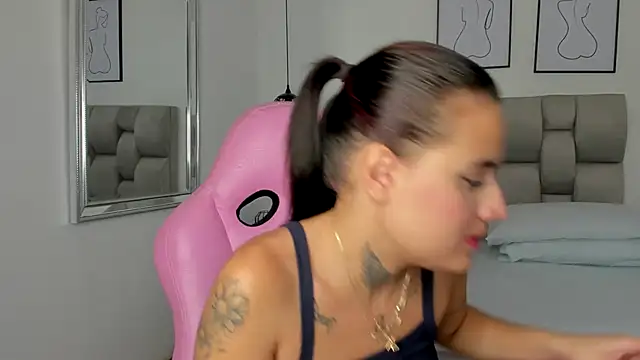 Susan-Sweet-7 online show from October 2025 07:58:01 PM