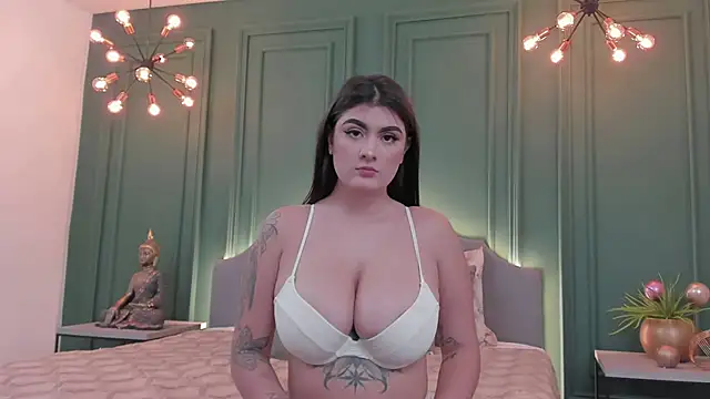 IrisBaker online show from December 2024 05:25:01 PM