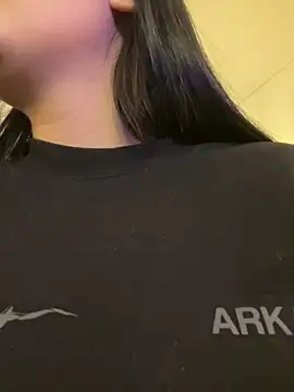 IrisBaker online show from October 2025 09:17:02 PM