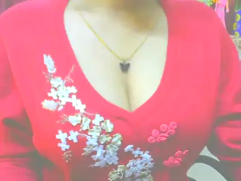 Snapshot of ishmita99 chatting on December 2024 05:08:01 PM ishmita99 online show from December 2024 05:08:01 PM