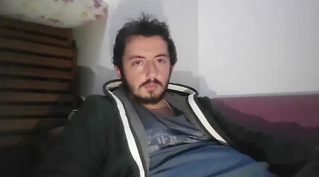 laynufff online show from February 2025 04:14:01 PM