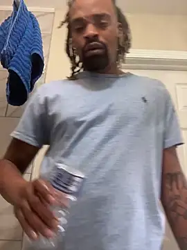 1BeautyN1Beast online show from January 2025 10:35:02 PM