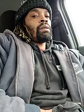 1BeautyN1Beast online show from February 2025 09:03:02 PM