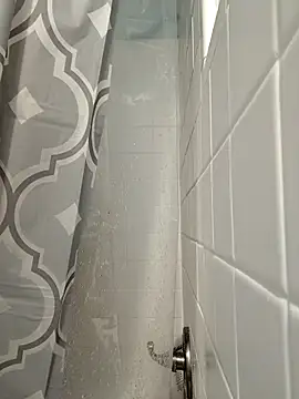 1BeautyN1Beast online show from March 2025 12:44:02 PM