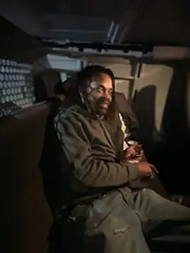 1BeautyN1Beast online show from March 2026 01:45:01 AM