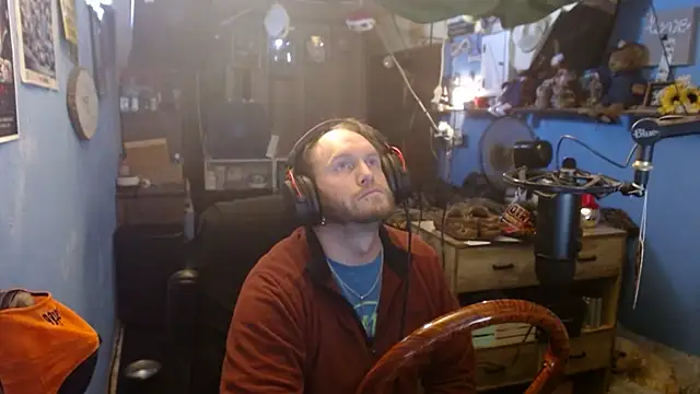 Snapshot of long_thinmint86 chatting on February 2025 03:32:02 PM long thinmint86 online show from February 2025 03:32:02 PM